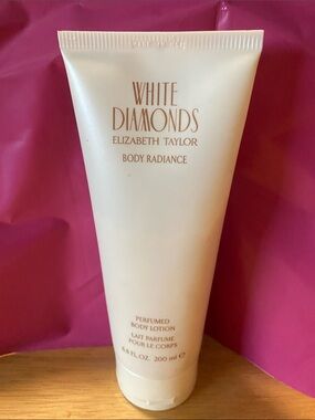 White Diamonds Body Radiance Lotion Elizabeth Taylor
